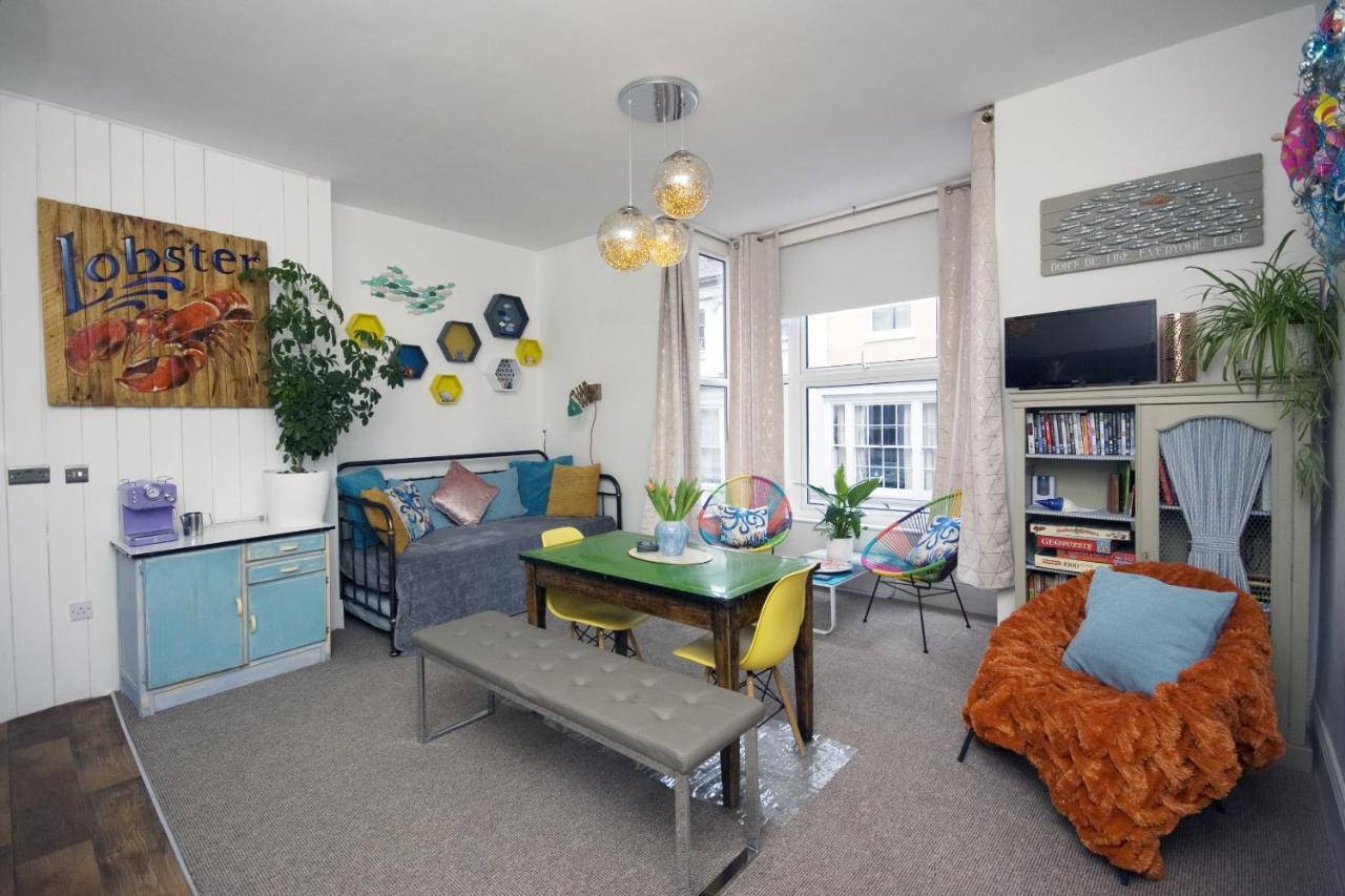 Enjoy 1, Pier Street, Wightlink Offer Apartment