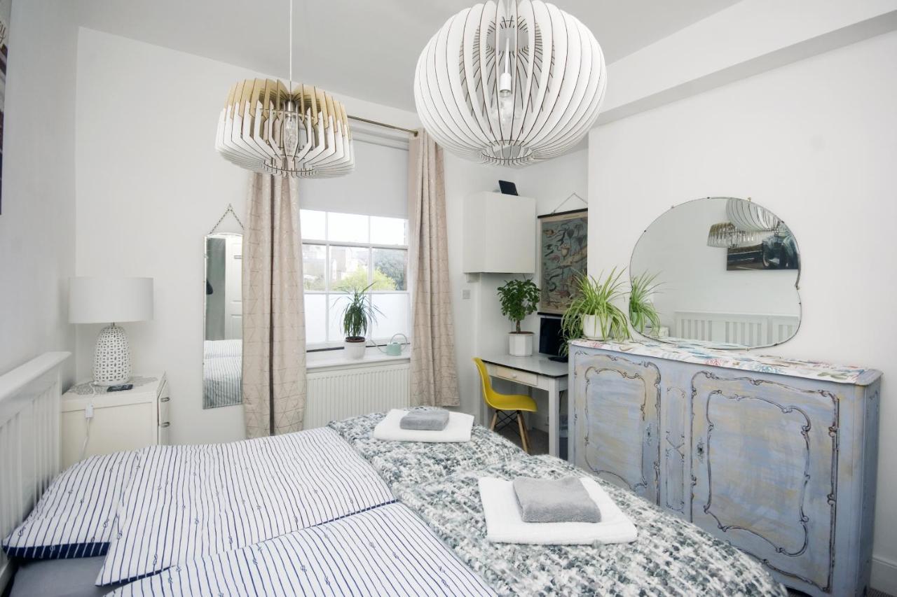 Enjoy 1, Pier Street, Wightlink Offer Apartment Ventnor